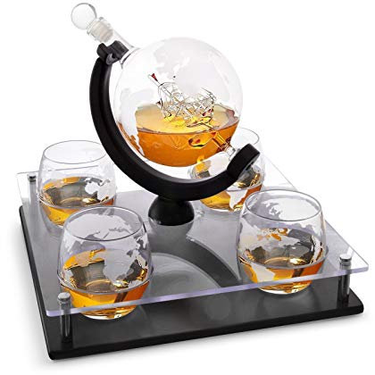 Bezrat Etched Globe Whiskey Decanter Set + 4 Whisky Glasses 10 Oz. - Wood Mahogany Acrylic Base Tray - Gift Packaging - Antique Ship Whiskey Dispenser for Liquor Scotch Bourbon Vodka