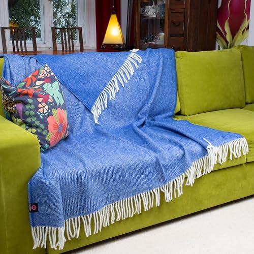 PinkZebra Sehr Warme Dicke 400 g/m² Merinowolle Decke ca.160 x 200 cm, aus 100% Reine natürliche Neuseeland Wolle, Tagesdecke, Kuscheldecke, Wohndecke, Couchdecke, Wollplaid mit Fransen, Blau