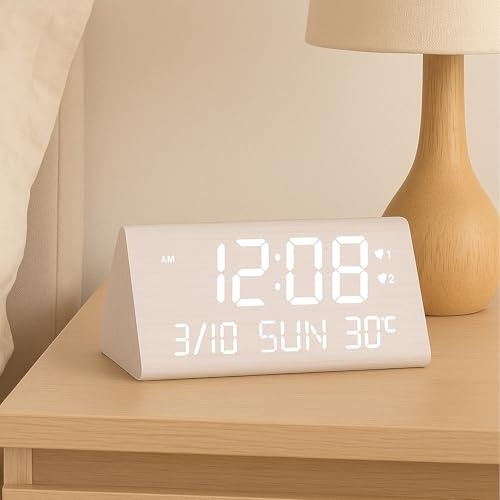 VORRINC Wecker Digital Holz, Holzwecker mit 2 Alarm/Datum/Wochentag/Temperaturanzeige, Einstellbare Helligkeit & Lautstärke, Wecker mit Stromanschluss und 2 USB-Ladeanschlüsse für Zuhause & Büro