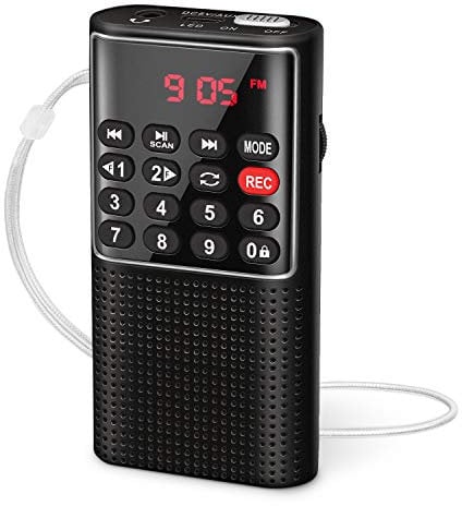 PRUNUS J-328 Mini Radio Portatile Tascabile, Radiolina FM Walkman Digitale con Registratore, Lettore Musicale Mp3 SD/TF/AUX, Batteria Ricaricabile e Tasto di Blocco per Camminate, Viaggio (Nero)