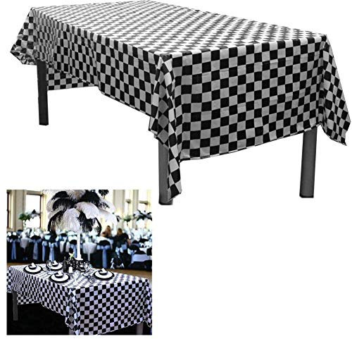 XUTONG Lot de 2 nappes jetables en plastique à carreaux noirs et blancs. Dimensions : 137,2 x 274,3 cm. Chaque nappe est emballée individuellement pour une utilisation ultérieure