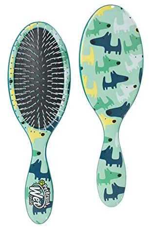 Wet Brush Pet Hair Brush, Large Dog Breed Detangler - Dog Camo, Multi - De-Shedding Comb and Dematting Tool for Grooming Long or Short Haired Dogs - Tangle-Free for Less Pulling & Tugging