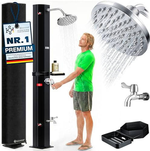 KESSER® Solardusche 60L Gartendusche, Solar Dusche für Garten & Pool mit warmem Wasser, Pooldusche ohne Strom, Regenduschkopf & Wasserhahn mit Gartenschlauch-Anschluss + Ablage, Schutzhaube