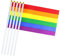 5 Stück Regenbogen Gay-Pride Homosexuell LGBTQ Stick Flagge, Kleine Mini Hand LGBT Fahnen Regenbogenfahne auf Stöcken, Dekorationen Zubehör für Karneval, Gay Pride Rainbow Party