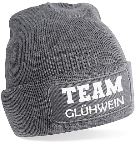 Herzbotschaft Beanie Strickmütze mit Spruch | Team Glühwein | grau | Unisex SoftTouch angenehm weiche und warme Wintermütze | OneSize Einheitsgröße für Erwachsene