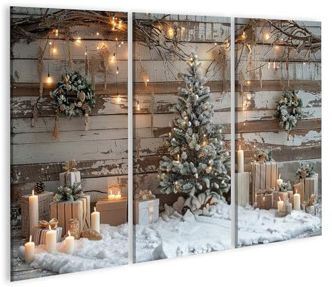 islandburner Bild auf Leinwand Verschneite Weihnachtsszene geschmückter Baum Kerzen Kleiner Weihnachtsbaum vor Holzwand Bilder Wandbilder Poster