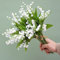 OUKEYI 12 künstliche Blumen von Maiglöckchen, Maiglöckchen, Kunststoffblumen, Outdoor-Brautstrauß für Zuhause, Garten, Party, Hochzeit, Dekoration (weiß)