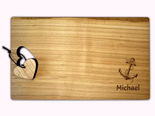 Schneidebrett Herz | ANKER Holzbrett personalisiert mit Name graviert, Geschenkidee, Hochzeit, Heimathafen Weihnachten, Herzbrett, Frühstücksbrett Brettchen