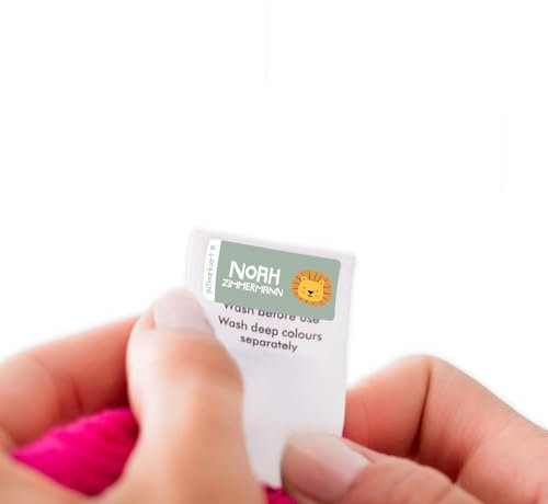 Gutmarkiert – Personalisierte Namensaufkleber für Kinder Kleidung – Langlebige Namensetiketten für Kinder – Personalisierbare Textilaufkleber – einfach anzubringen – 40 Stück 26x10mm – Earth