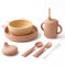 COOLABLE Set de Repas Bébé en Silicone sans BPA, Vaisselle 6 Pièces - Bol et Assiette avec Ventouse, Tasse, Fourchette et Cuillère - Compatible Lave-vaisselle et Micro-ondes - Pastel