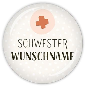 lijelove® PFLEGEHELDEN Schwester mit Kreuz & Wunschname, als Button, Magnet, Taschenspiegel oder Flaschenöffner erhältlich (Art. MD09-10)