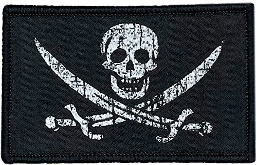 Piraten Patch, Piratenflagge ähnlich der von Piraten der Karibik, um sich in Piratenkleidung oder als CrossFit -Velkro -Rucksackpatches zu haften. Kleine Piratenflagge - Schädelpatch - 80 x50 mm
