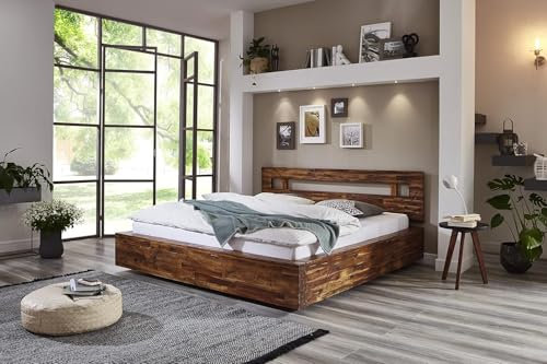 SAM Holzbett 180x200 cm Marton, Akazienholz massiv & lackiert, Massivholzbett mit hohem Kopfteil, pflegeleichtes Doppelbett, parkettverleimtes Bett/Gästebett/Jugendbett