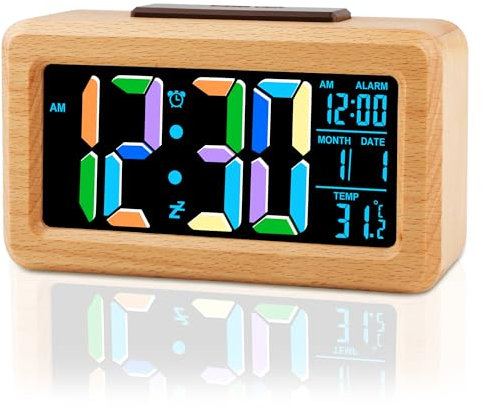 Ayybboo Wecker Digital Holz,Großes LCD-Display mit Bunten Ziffern, Helligkeitssensor,Schlummerfunktion,Batteriebetrieben & Kabelaufladbar,Geeignet für Schlafzimmer Büro (Inklusive 1,5M Kabel)