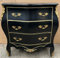 Casa Padrino Barock Kommode mit 3 Schubladen Schwarz/Gold - Handgefertigte Massivholz Kommode im Barockstil - Handgefertigte Barock Möbel - Edel & Prunkvoll