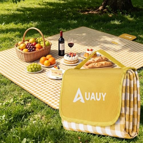 AUAUY Picknickdecke mit Griff, Wasserdicht, 200x200cm, Gelb | Faltbar Stranddecke, Waschbar Sandfeste Isolierend Leichtgewicht Picknick-Matte für Outdoor, Camping, Strand, Park, Wandern