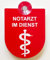 Hinweis Schild Saugnapfschild Notarzt Arzt Dienst Gravur Rot Kunststoff 90x125mm (Notarzt im Dienst)