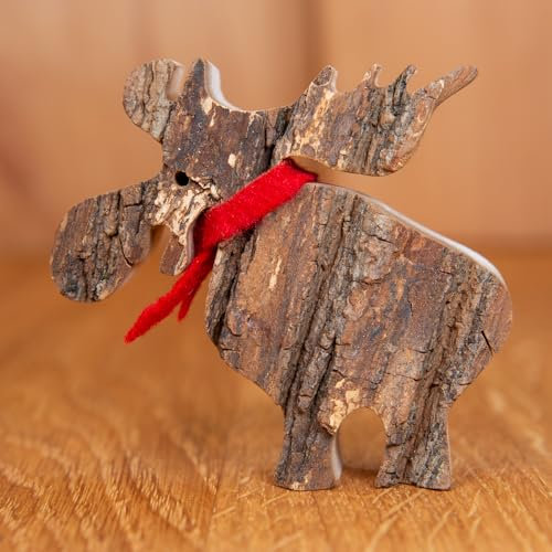 Staboos Deko Rindenelch mit Schal 75 mm Figuren - Elch Deko aus nachhaltigem europäischen Holz - Einzigartige Deko Elch in Geschenkverpackung - Süße Holzelch