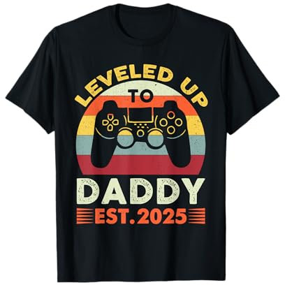 I'm Going to Be A Daddy 2025 Leveled Up to Dad 2025 Gamer T-Shirt