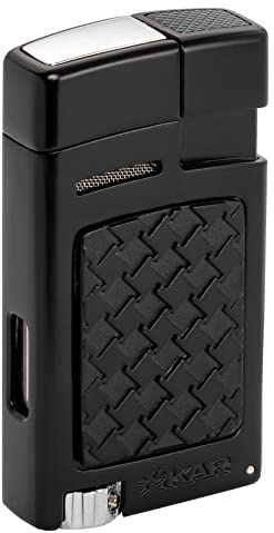 Xikar Forte Jet Flame Feuerzeug, ausklappbarer 7 mm Zigarrenstanzer, roter Farbton, Kraftstoffanzeige, Hot Rod inspiriertes Design, dekorativer High-Touch-Einsatz, schwarzer Hahnentritt