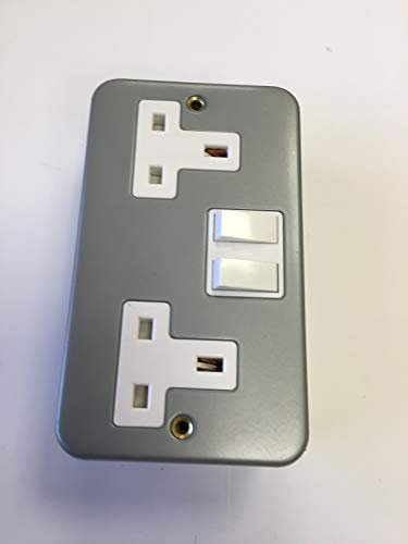 Metal Clad 13A 2G DP Socket Outlet Switched CL036
