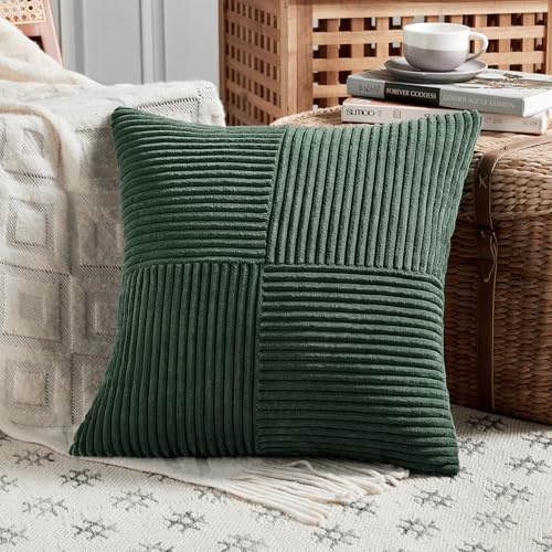 FDTERN 1 Stück Dunkelgrün Kissenbezug 50x50 cm Weich Kordsamt Kissenbezüge Kissenhülle Dekokissenbezug Sofakissen Dekokissen Boho Deko für Sofa Schlafzimmer Wohnzimmer Balkon (Ohne Kissenfüllung)