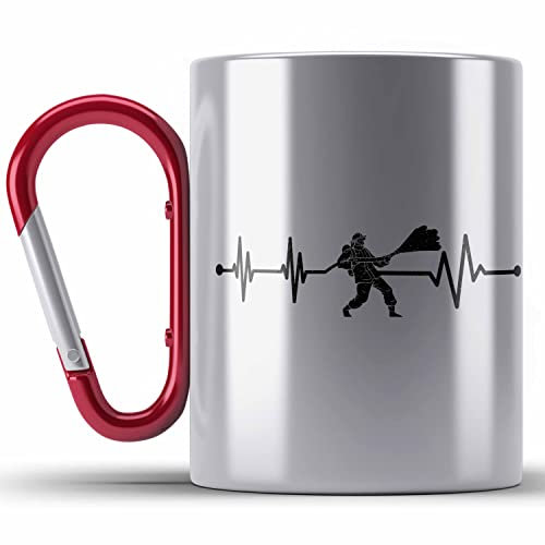 Trendation - Feuerwehr Herzschlag Geschenk Edelstahl Tasse Karabiner Feuerwehrmann Geschenkidee Lustig Männer (Rot)