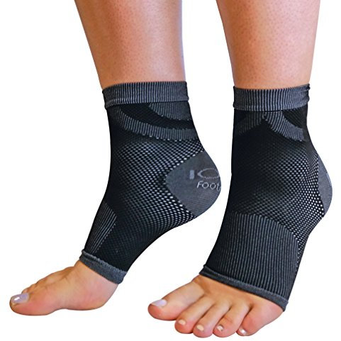 IOMI - Mens Ladies Pain Relief for Aching Feet Plantar Fasciitis Compression Sleeve Socks with Arch Support (S/M, Black)