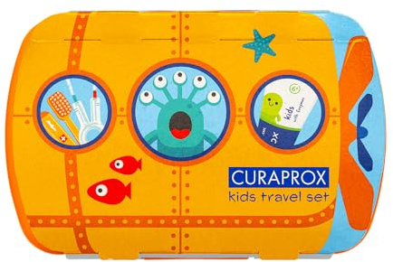 Curaprox Kids Reiseset - Zahnbürste, Zahnpasta & Interdentalbürsten/Ultraweiche Curen® Filamente/Kompaktes Reiseset für Kinder (Orange) / Hergestellt in der Schweiz