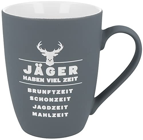 Spruchreif | Soft-Touch Tasse Grau Jäger haben viel Zeit... – Beidseitig gravierte Tasse mit Jagd-Motiv | Lustiges Geschenk für Jäger & Naturfreunde