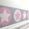 lovely label Bordüre selbstklebend STERNE ROSA GRAU - Wandbordüre Kinderzimmer Babyzimmer mit Sternen - Wandtattoo Schlafzimmer Mädchen – Wanddeko Baby Kinder