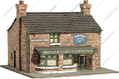 Domus Kits Domus Kits40303 Coronation Street 2091 Teile Country 6 Rovers Return Inn House Modell, Maßstab 1:50, Mehrfarbig