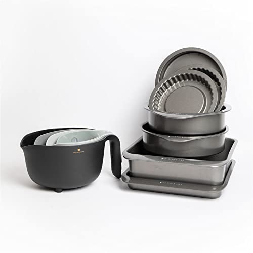MasterClass Set of Gift-Boxed Smart Space Stacking Non-Stick Cake Baking Set 7 Piece, Smart Space Four Piece Bowl Set