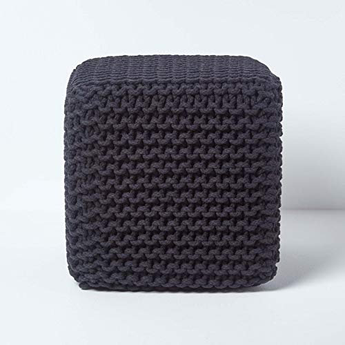 Homescapes gestrickter Sitzhocker Sitzwürfel schwarz, Strick Sitzpuff 35 x 35 x 35 cm, Strickhocker mit grob gestricktem Bezug aus 100% Baumwolle, Füllung aus 100% Polystyrol