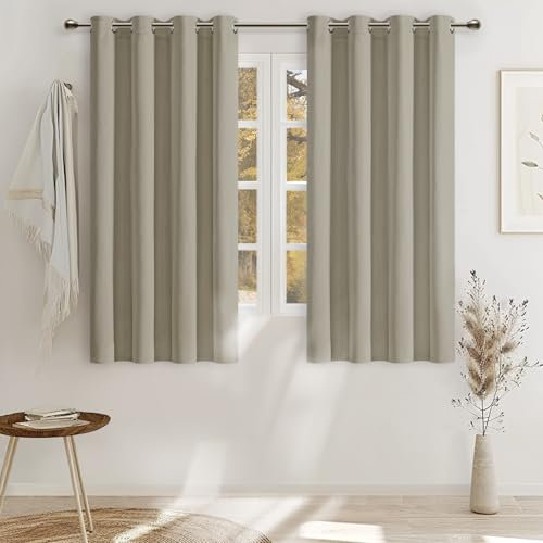 MRTREES Vorhang 100% Blickdicht mit Ösen Gardinen Leinen Kurz 2er Set, Verdunkelungsvorhang Leinenoptik 160 cm Lang, 132 cm Breit, Thermovorhang Gegen Kälte für Wohnzimmer Schlafzimmer