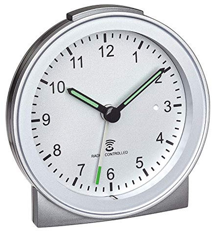 TFA Dostmann 60.1517 Analoger Funk-Wecker, (L) 81 x (B) 31 x (H) 84mm (Silber mit Batterie)