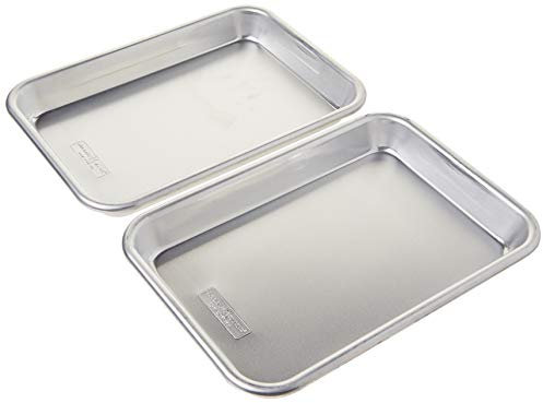 Nordic Ware Juego de 2 bandejas para Servir Hamburguesas, Aluminio