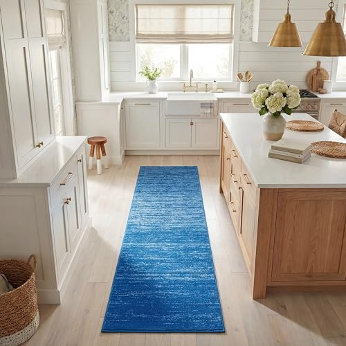 SAFAVIEH Adirondack Runner Rug 2'6x8', Light Blue & Dark Blue ADR113F
