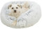 TRIXIE Hundebett Harvey ø 50 cm in weiß-schwarz - wuschliges Hundekissen mit Langhaar-Plüsch - Hundekorb für mittelgroße Hunde - rutschfest und waschbar - 37318