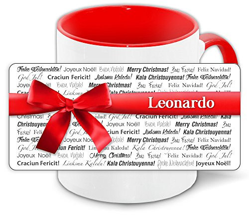 Weihnachtstasse mit Namen Leonardo und Motiv „Nr. 5“ mit dunkelgrauem Text „Frohe Weihnachten“ in vielen Sprachen