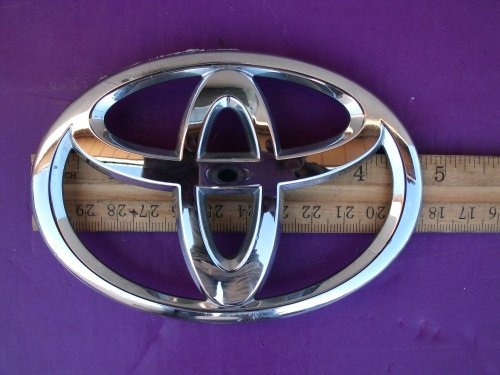 TOYOTA Original Zubehör 75431-02080 Hecktür-Emblem