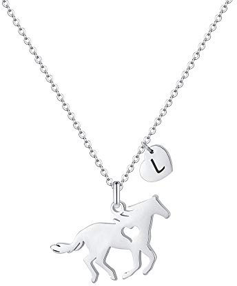 TINGN Pferde Mädchen Geschenke, Pferde Kette Herz Buchstaben Edelstahl Kette mit Buchstaben L Personalisierte Geschenk für Teenager Mädchen Pferdeliebhaber Geschenke für Schwester Tochter Schmuck
