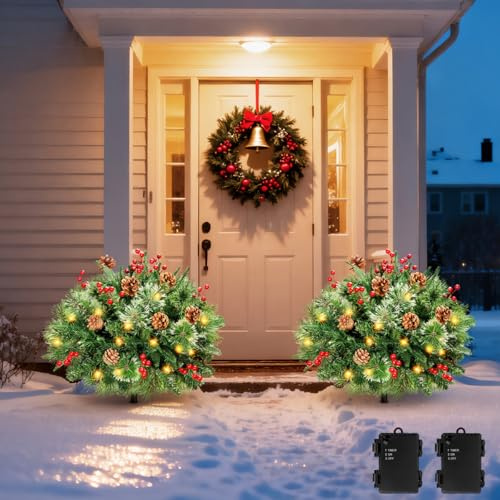 Lewondr 2 PCS Prelit Weihnachtsbäume Wegeleuchte, 20,87 Weihnachtsbaum Lampe Außen mit 50 LED Lichtern, Tannenzapfen & Rot Beeren, Batteriebetrieben Weihnachtsdeko für Garten Haus Hof Outdoor
