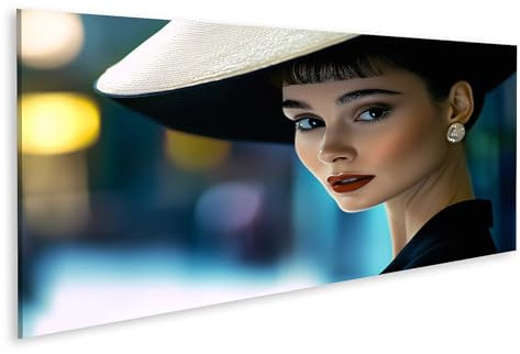 islandburner Bild auf Leinwand Audrey Hepburn Elegante Frau mit Hut und Ohrring in der Stadt Bilder Wandbilder Poster