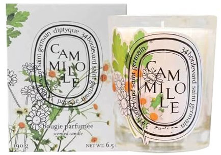 Diptyque Kamillen-Duftkerze, 190 g Luxus-Duftkerze, dekoratives Raumwachslicht, friedliche Aromatherapie, entspannend, Premium-Qualität, 8 x 8 x 10 cm, für Zuhause