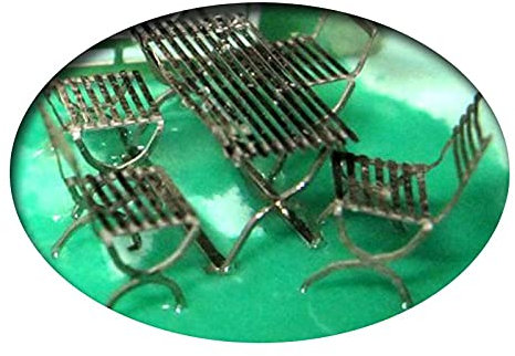 modellbahn-exklusiv Gartenmöbel, Bausatz für 2 Tische 8 Stühle, Spur Z, 1:220