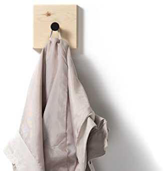 WOODS Garderobenhaken quadratisch aus dem Holz der Zirbe I handgefertigt in Bayern I einzeln oder als Garderobenleiste I Garderobe Hakenleiste Handtuchhalter (1, Zirbenholz, schwarze Haken)