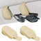 2 Stück Sonnenbrillenhalter für Auto-Sonnenblende, magnetische Leder Brillenhalterung,multifunktionaler Visier Clip,universeller Clip für Sonnenbrillen und Tickets, Auto Visier Zubehör (Beige） ﻿