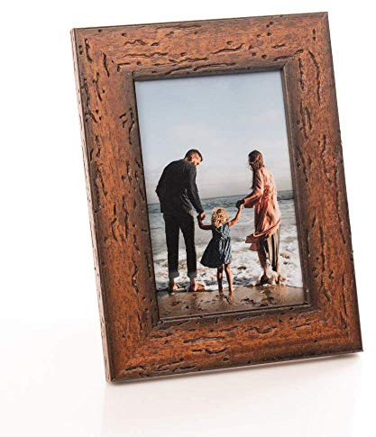 Vintage Bilderrahmen im Landhausstil für 10x15 cm Fotos - Abgenutzter Fotorahmen in Braun mit Echtem Glas für Schöne Momente | Freistehender Holzrahmen geeignet für Tisch oder Wand, Hoch- & Querformat