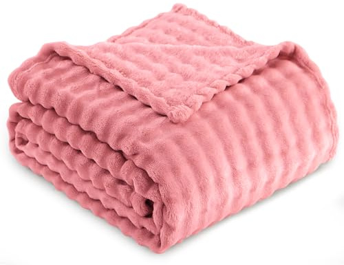 RUIKASI Kuscheldecke Flauschig Kleine Decke Rosa - Weiche Sofadecke & Couchdecke 130x150 cm aus Plüsch, Warme Fleece für Wohnzimmer Deko Blanket, Dicke Wohndecke Mädchen Rosa